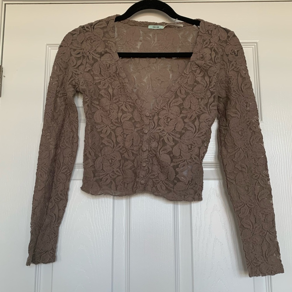 URBAN OUTFITTERS LACE CROP